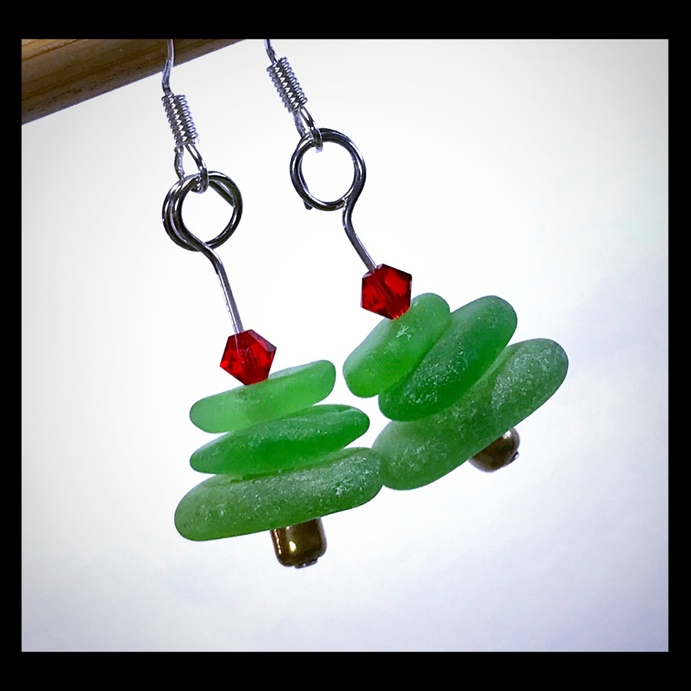 SEAGLASS Christmas Tree Sterling Silver Earrings - Picture 2 of 2